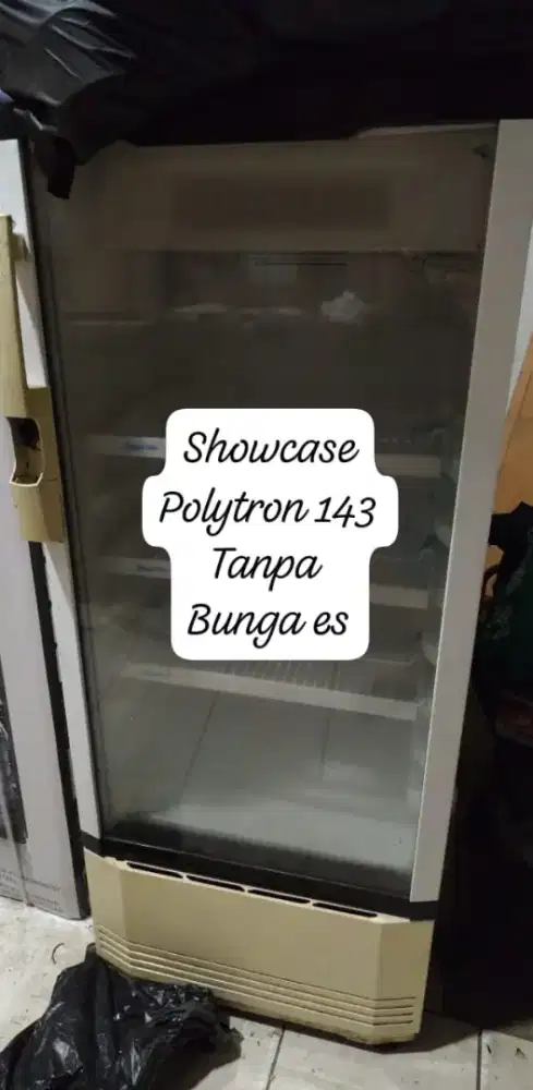 Showcase Politron 4 rak