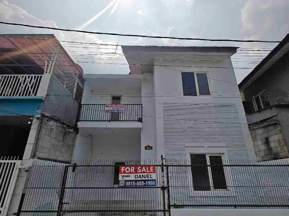 Rumah Meruya 2 Lantai Harga Miring Siap Huni