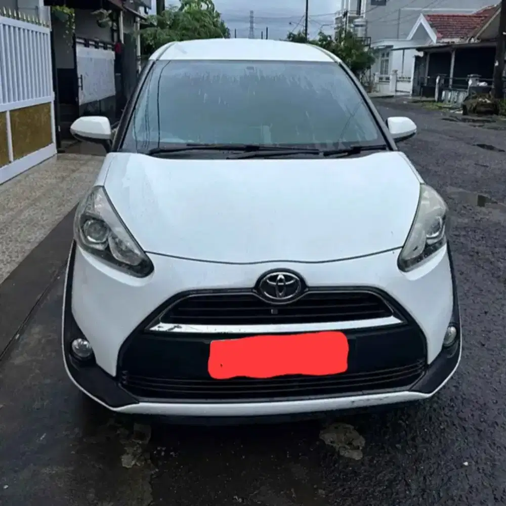 Toyota Sienta V manual