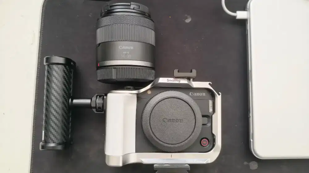 Jual Canon R50 V kit 14-30 baru 2 minggu