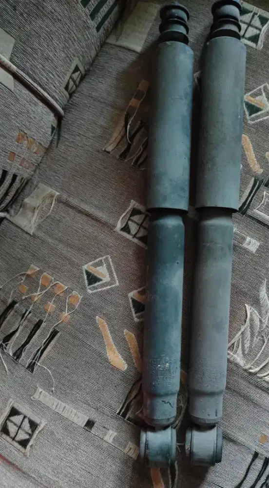 Shock absorber avanza gen 1