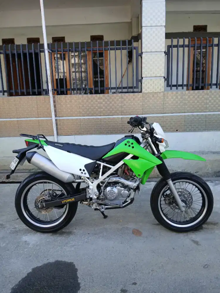KAWASAKI KLX 150