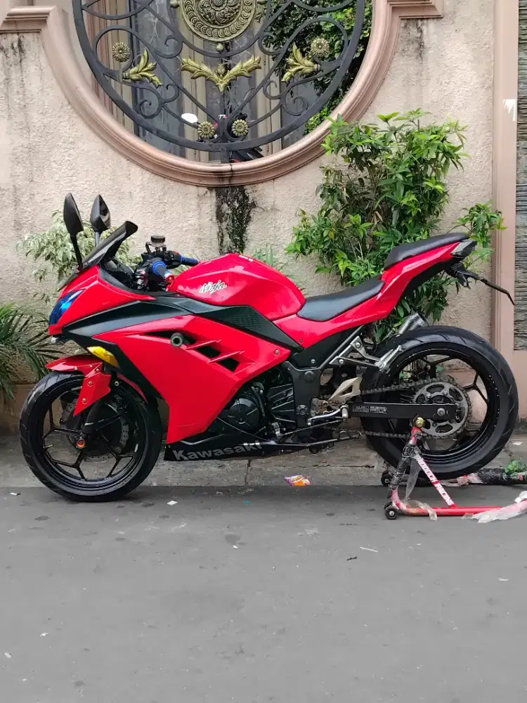 KAWASAKI NINJA 250 FI TT BT BARTER TUKAR TAMBAH