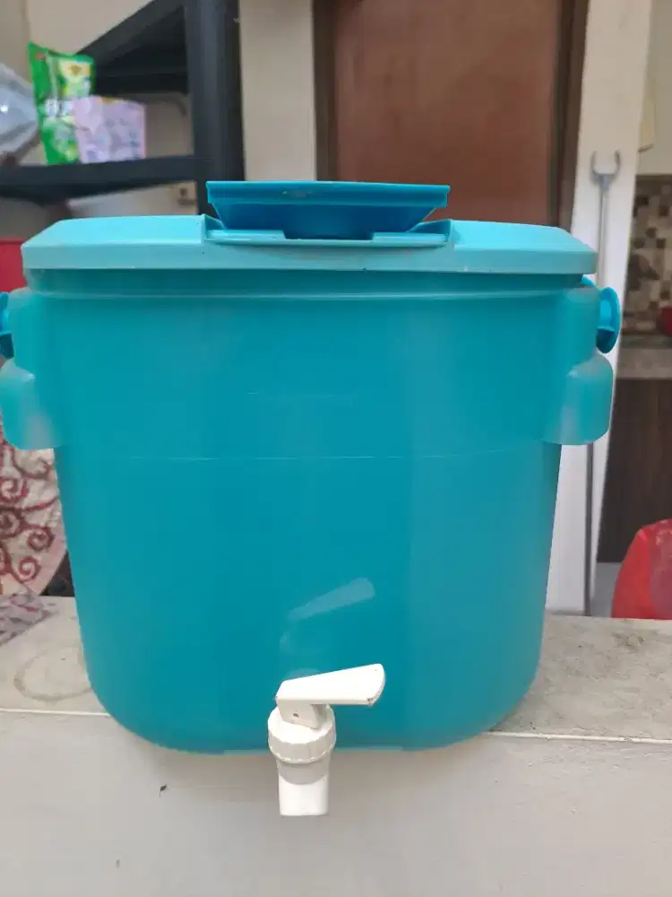 Water Dispenser Tupperware Preloved