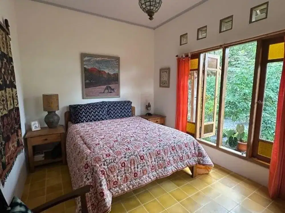 Dijual Rumah Nyaman & Halaman Sangat Luas Desa Pelem, Girikerto, Turi, Sleman, Yogyakarta