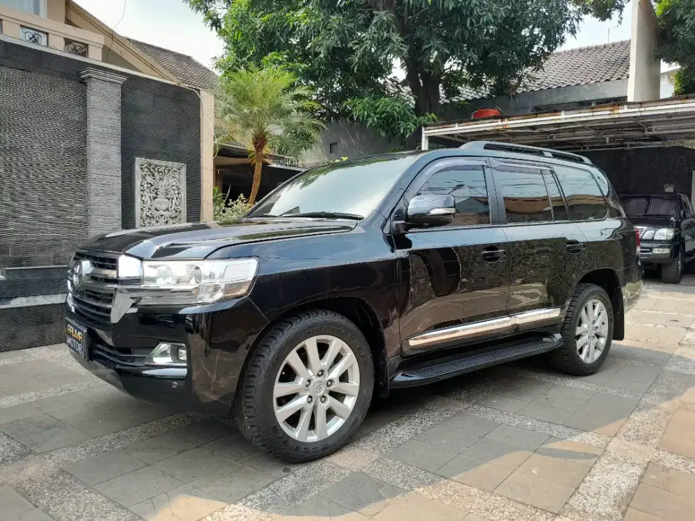 Land Cruiser UK Tahun 2012 Facelift 2020