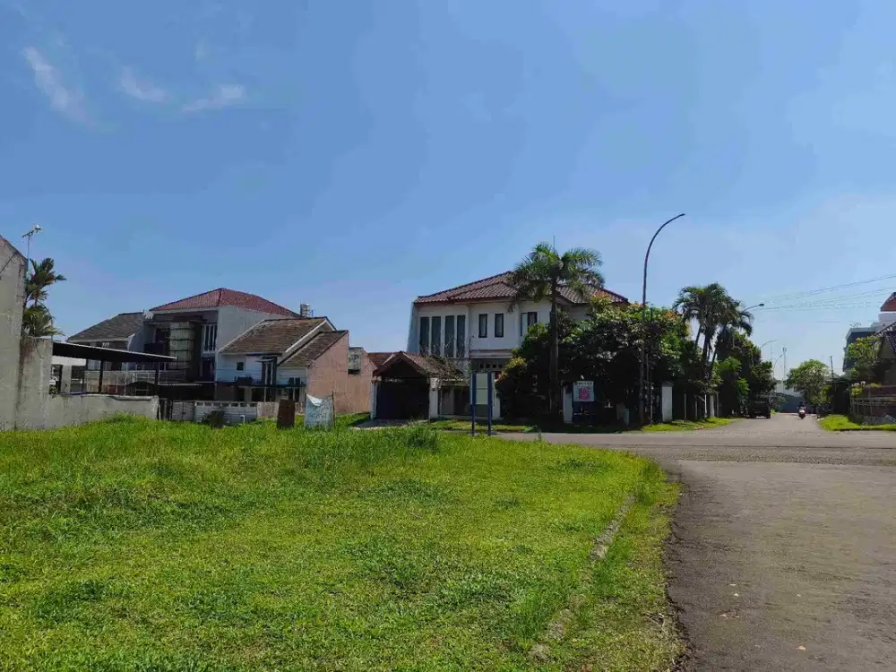 Kavling Mewah Lokasi Boulevard  Depan Taman Nusa loka BSD city