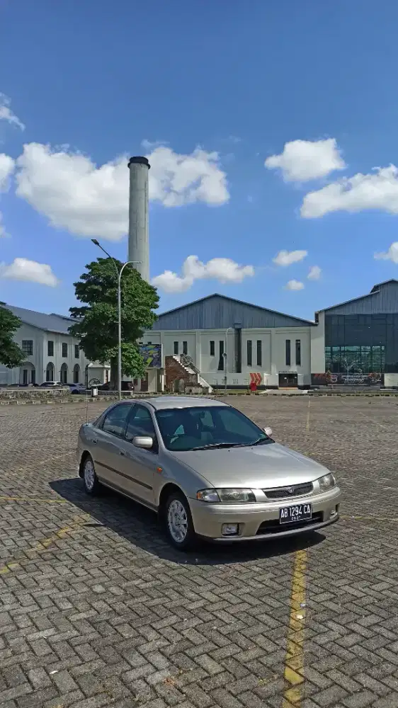 Mazda 323 Familia 1997
