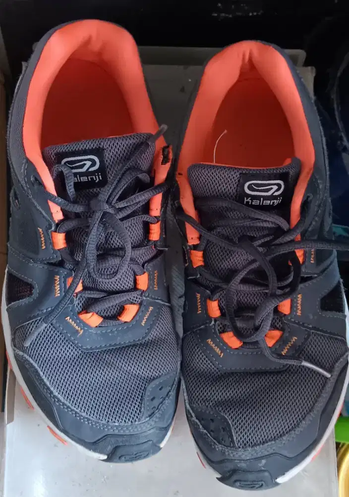 Sepatu Anak Kalenji Kids Runing Kiprun ( Preloved )