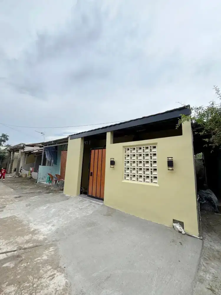Disewakan rumah strategis, nyaman dan hemat di Depok!!