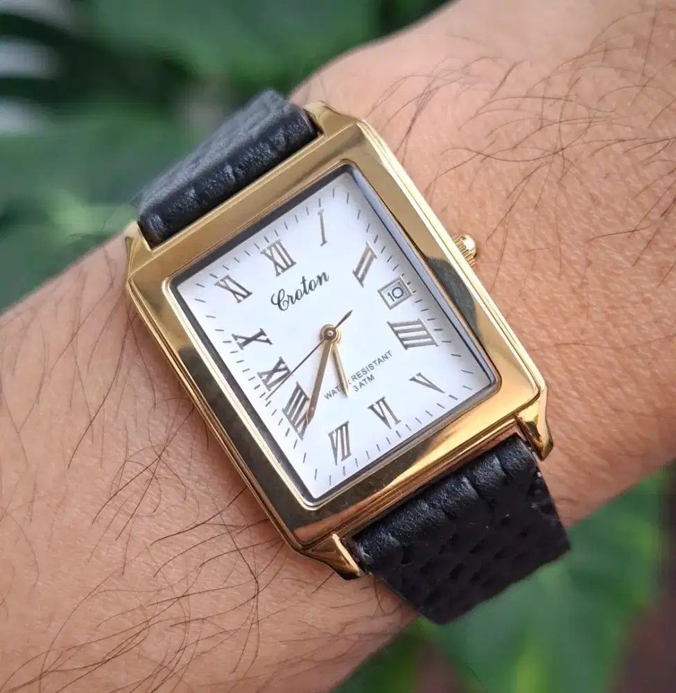 Jam croton tank roman dial