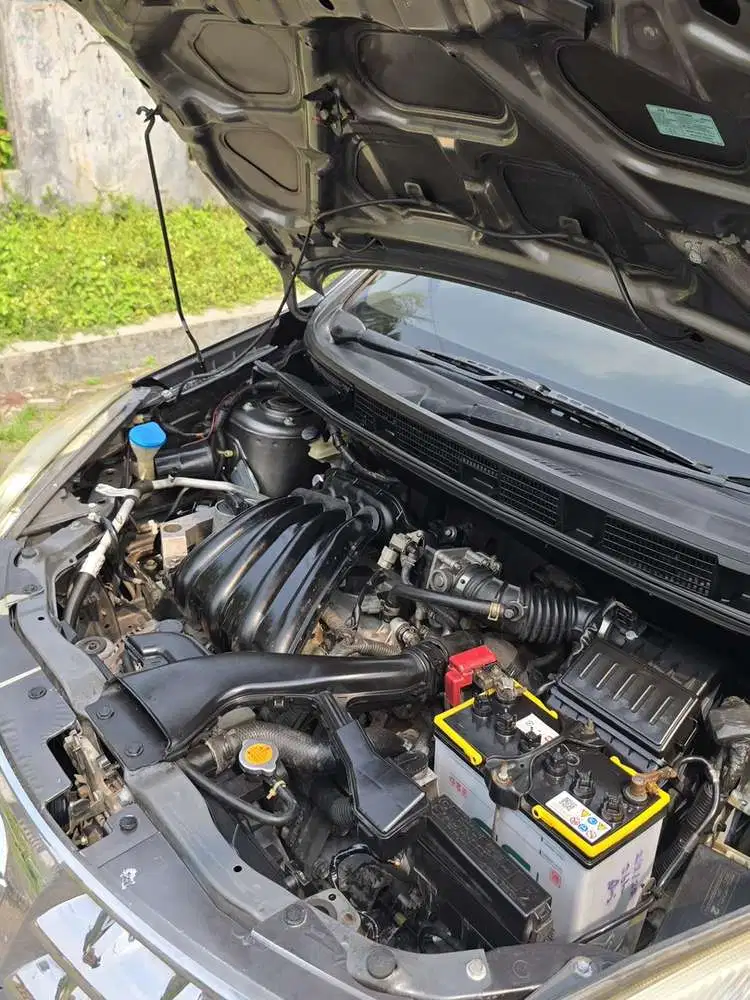 Nissan Livina 2009 Bensin