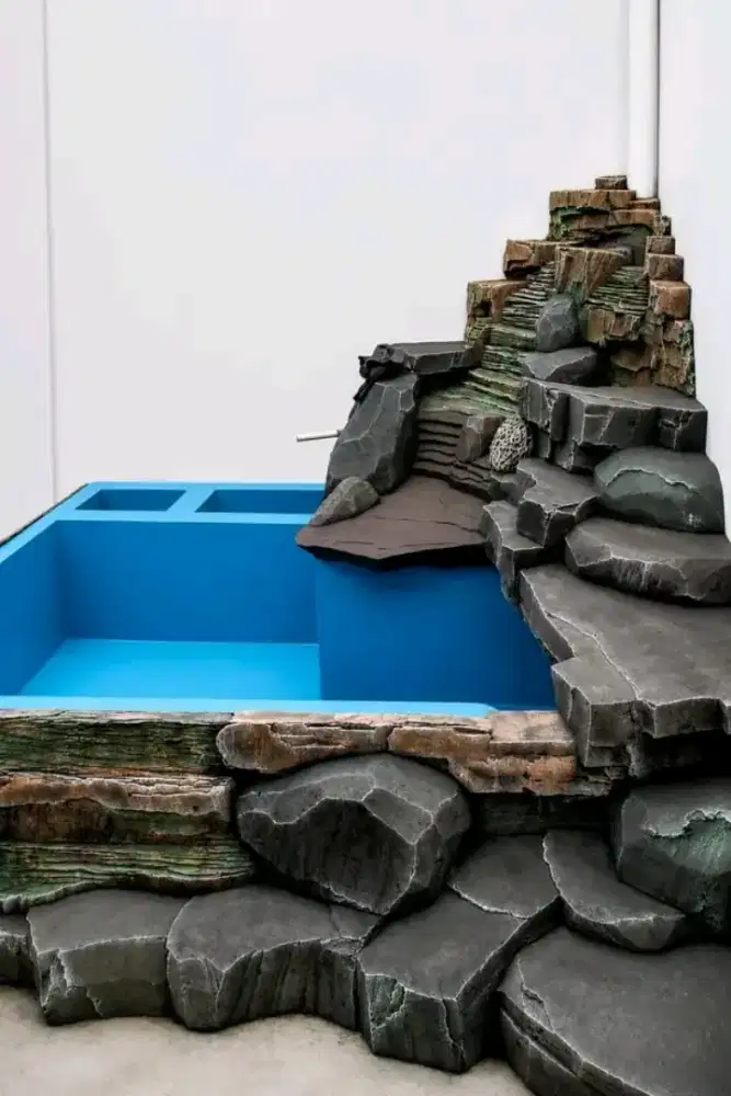 Taman dan kolam minimalis