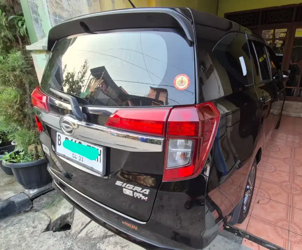 Sigra R manual punya sendiri