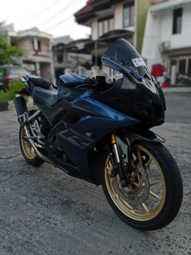 YAMAHA R15 V3 2019