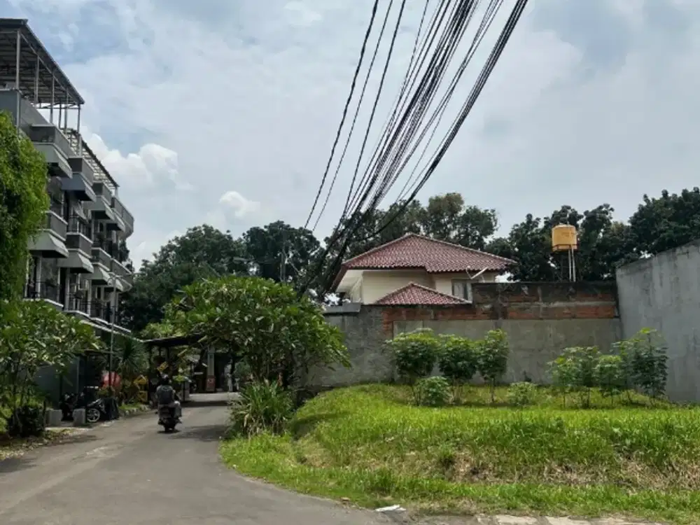 Kavling Hoek Cantik Depan Cluster Griya Loka 1.4 BSD city
