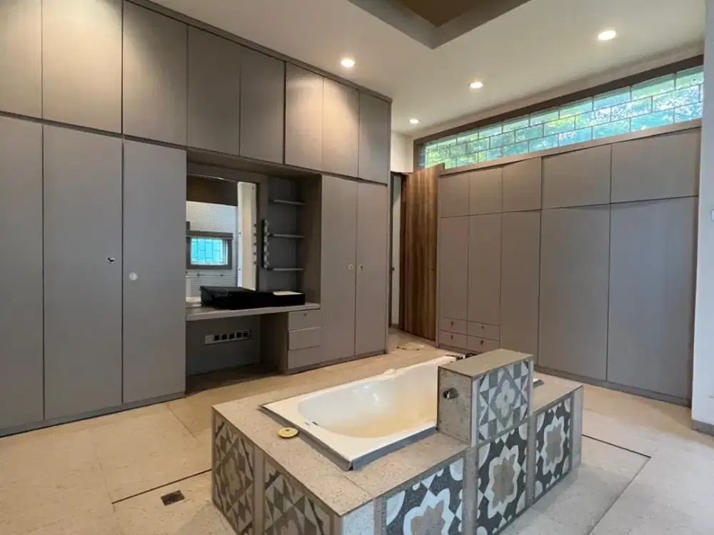 Swimming pool Rumah Mandiri 3.5 lantai Villa Cinere Mas
