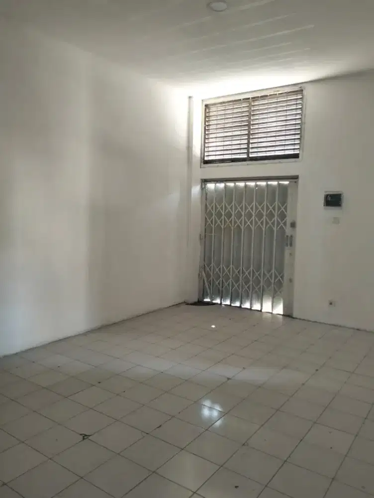 Barang langka dijual gudang 2 jejer bisa beli 1 jejer amgtropolis