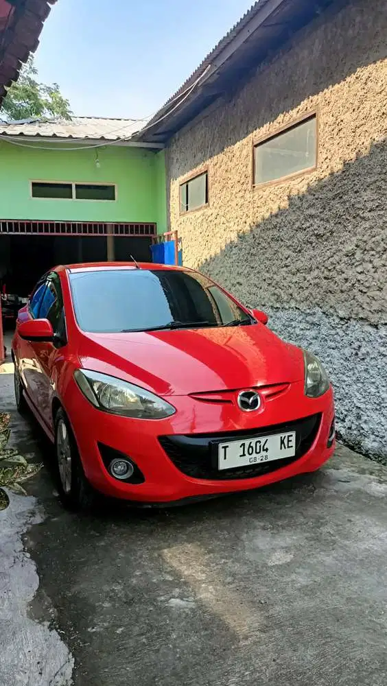 Mazda 2 2012 Bensin
