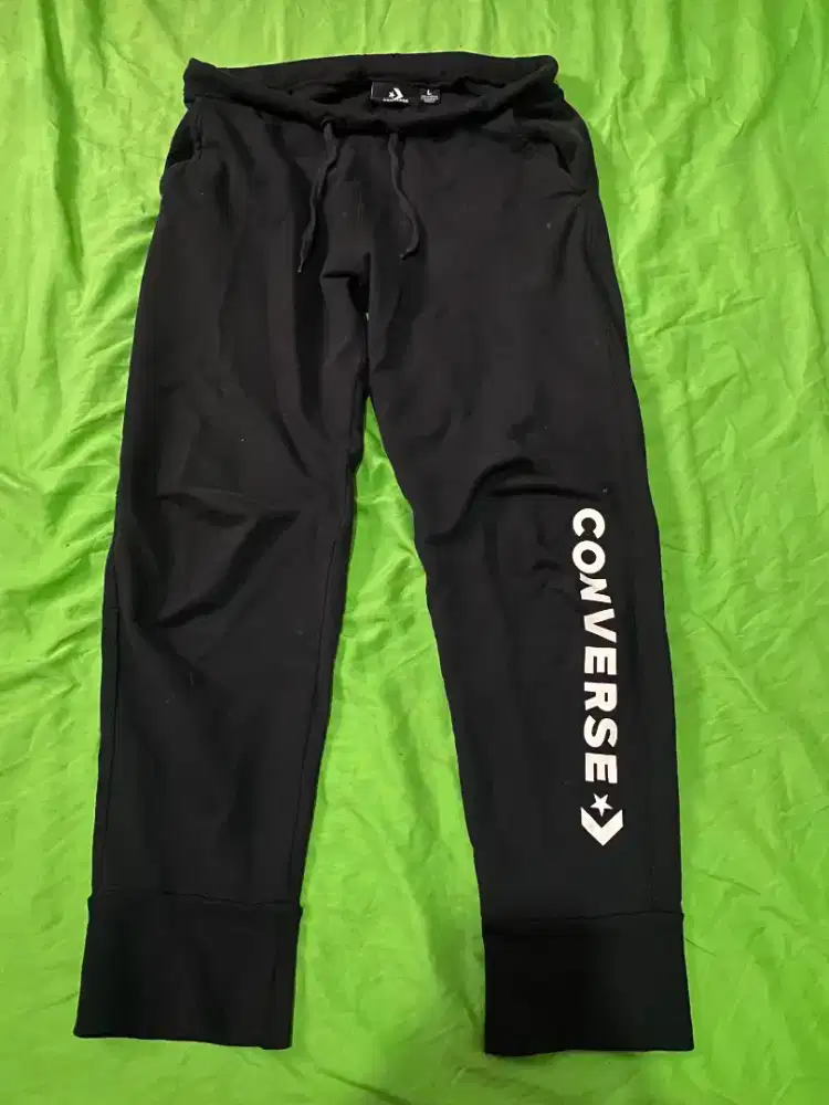 Celana Training Converse