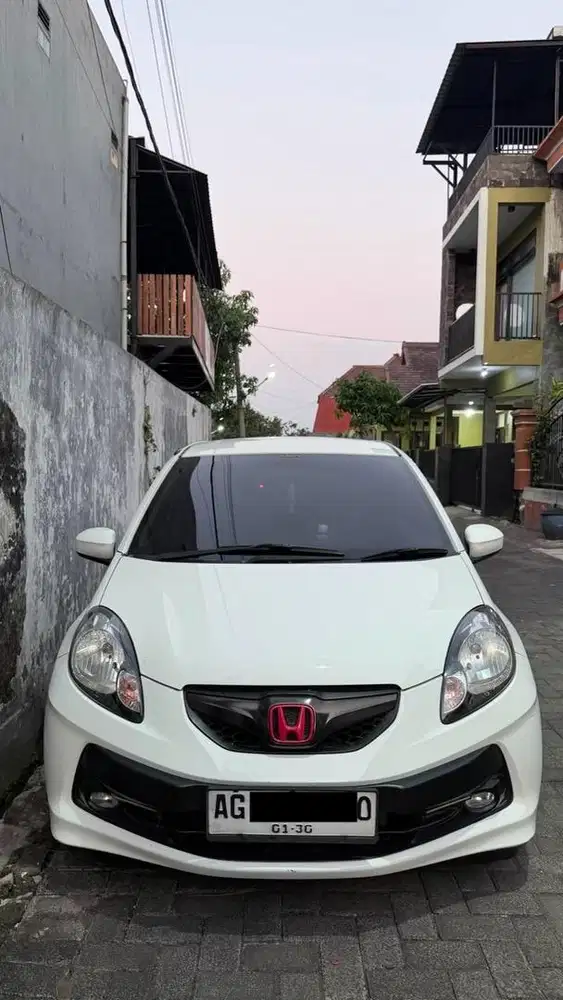Brio e 2014 putih manual