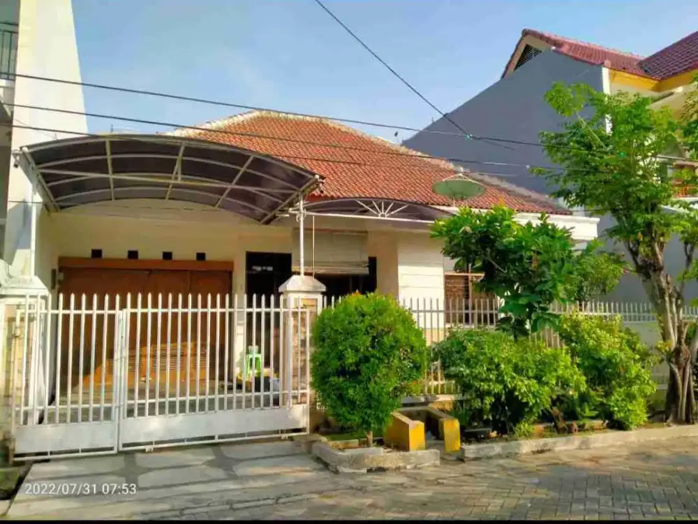 Disewakan! Rumah Mojoarum - Dharmahusada Surabaya Cocok Untuk Kantor / Tempat Praktek Dokter / Tempat Tinggal