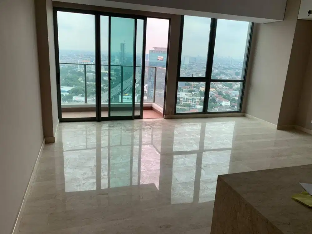 Turun Harga Holland Village Private Lift View Selatan