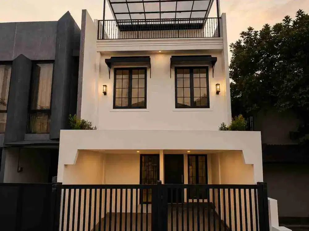 Dijual Rumah 3 Lantai American Classic 4 menit ke Tol JORR Veteran