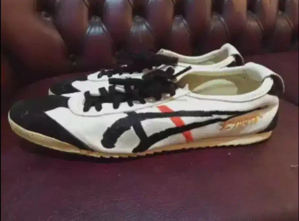Sepatu Onitsuka Tiger sz 42