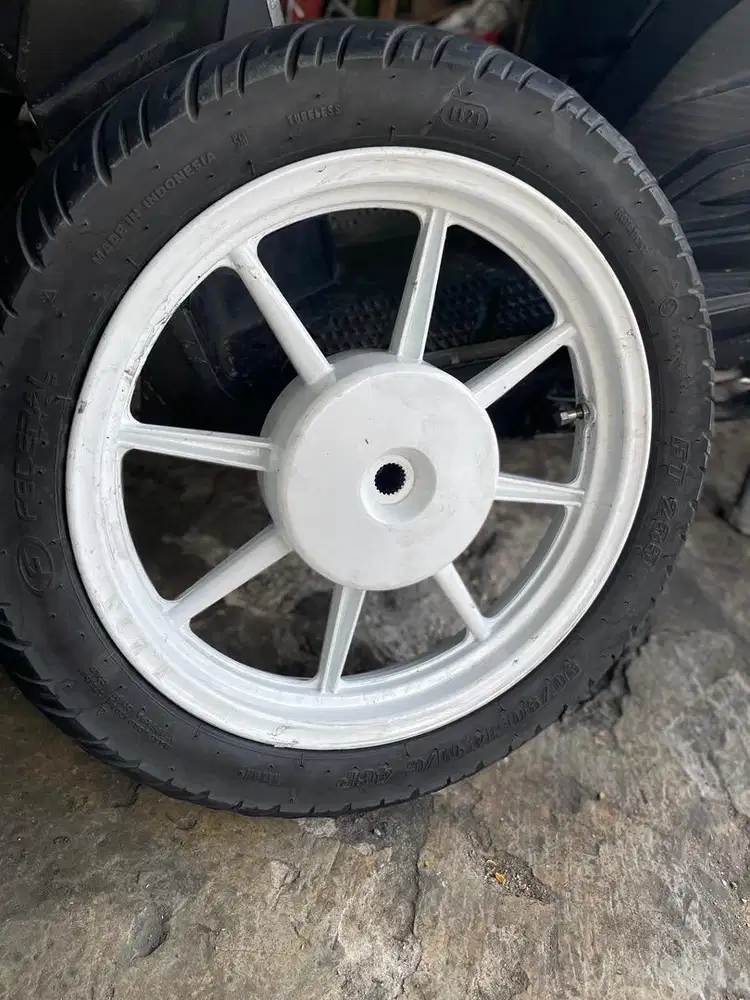 Jual cepat velg dan ban mds batang 8