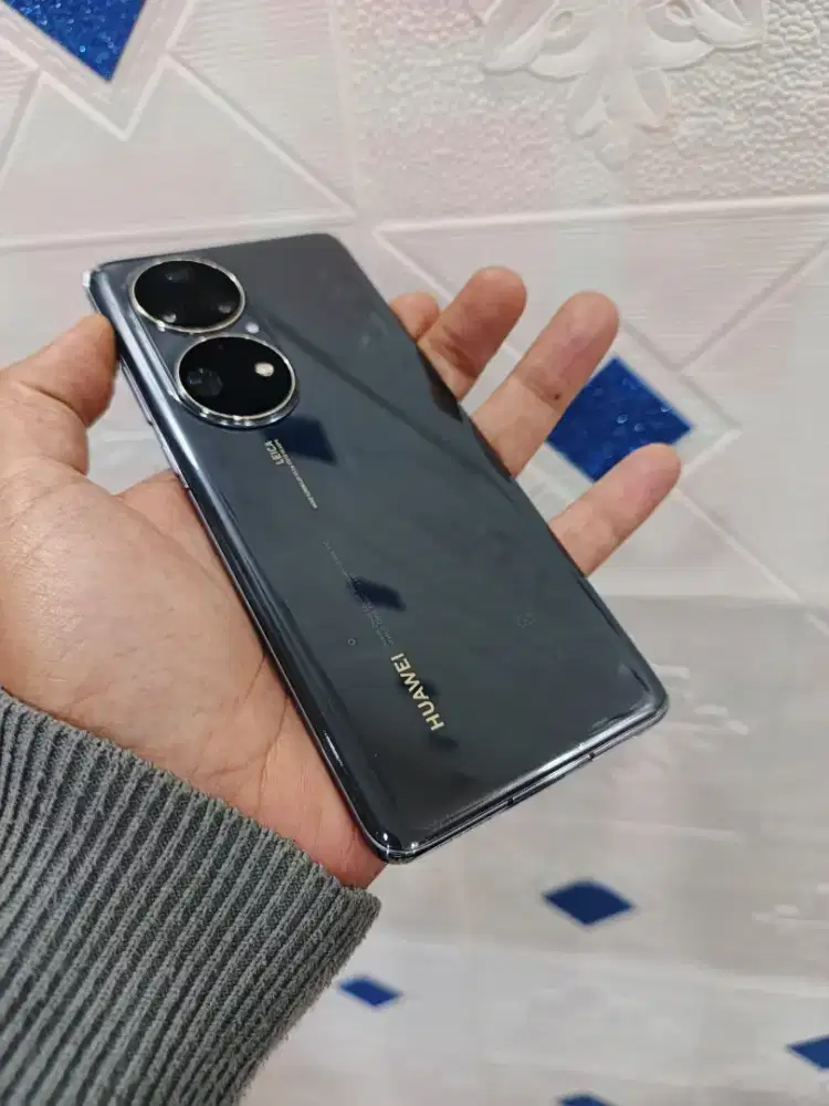 Huawei p50 pro 8/256 resmi Indonesia kondisi istimewa