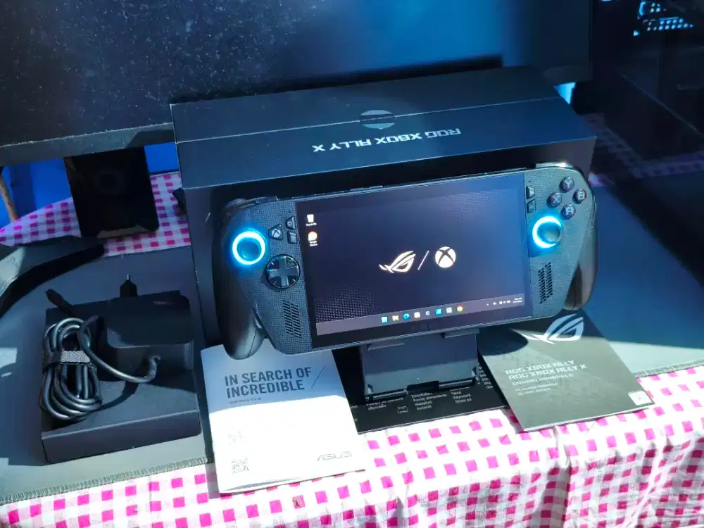 ROG Xbox Ally X 24/1TB Resmi fullset like new !!!
