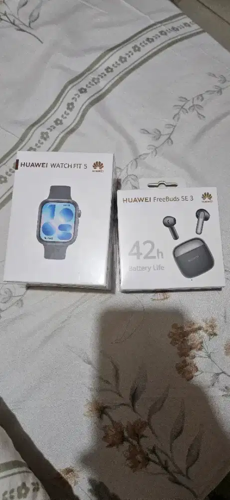 Huawei watch fit 5 + freebuds 3 SE