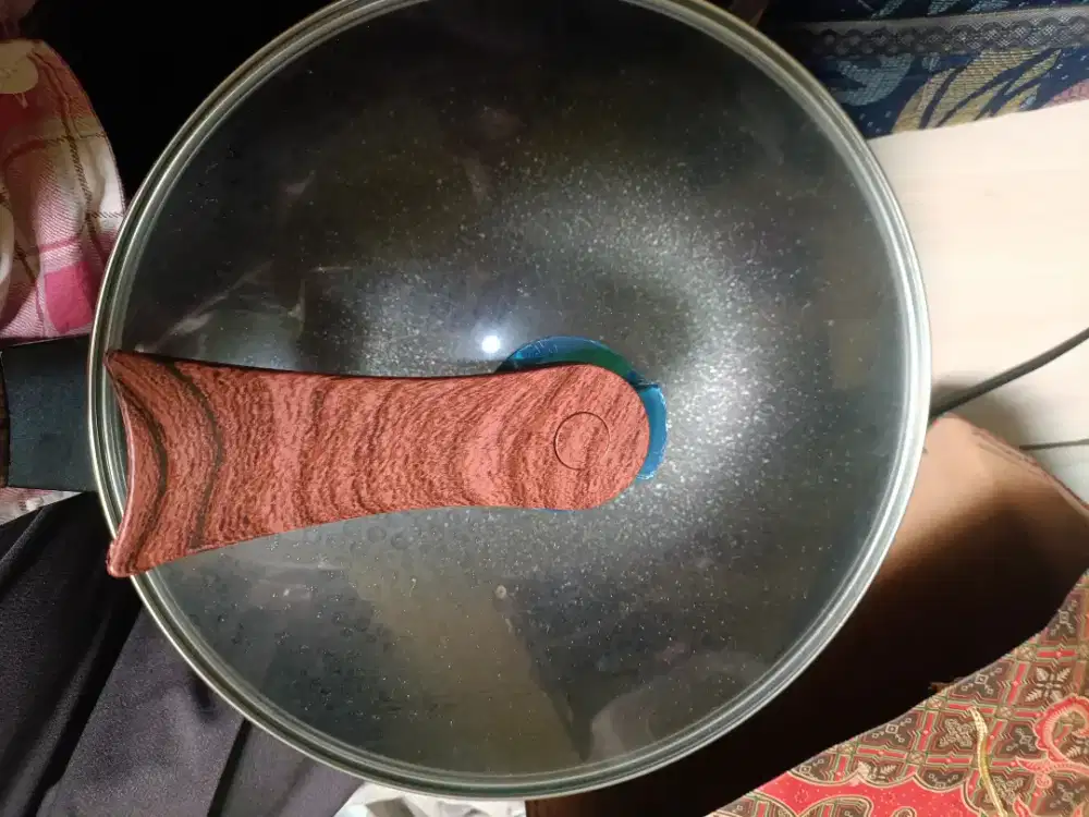 Panci anti lengket