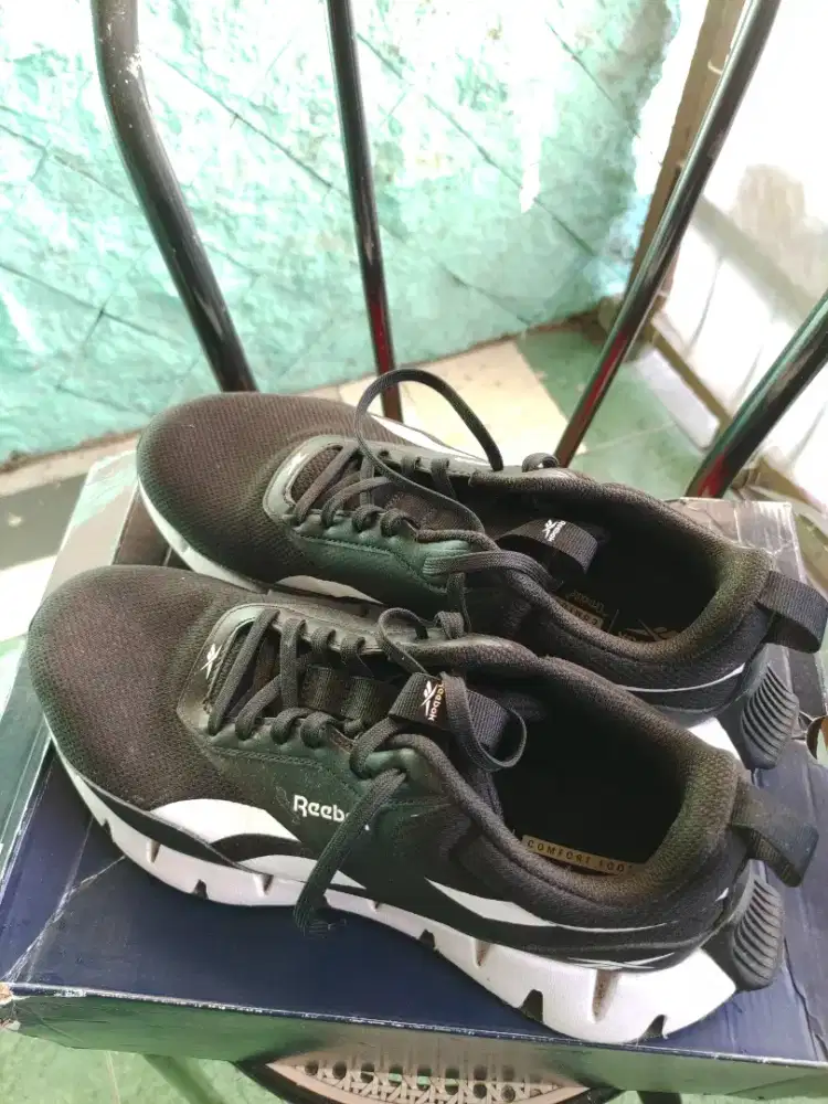 Reebok dynamyc zig, like new