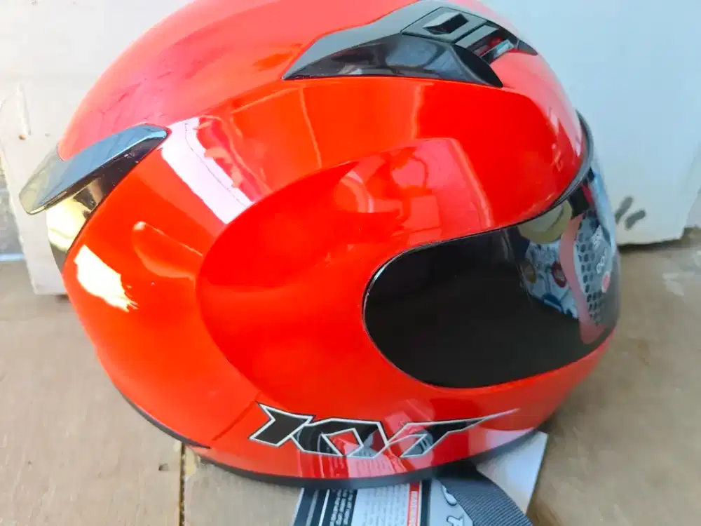 Helm KYT R10 series RED M