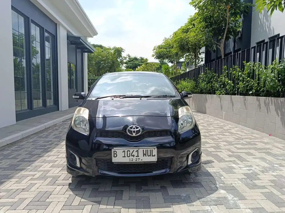 Toyota Yaris 2012 Bensin