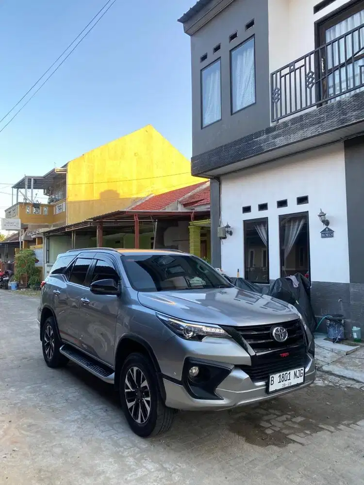 TOYOTA FORTUNER VRZ TRD 2018