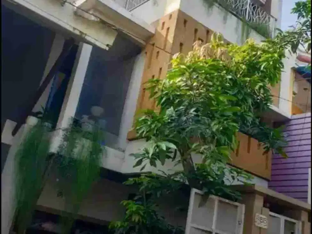 Rumah minimalis mewah apa adanya di wadas, Jatiwaringin