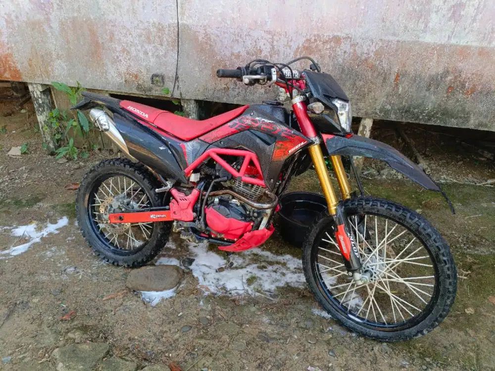 Honda crf 150L 2023