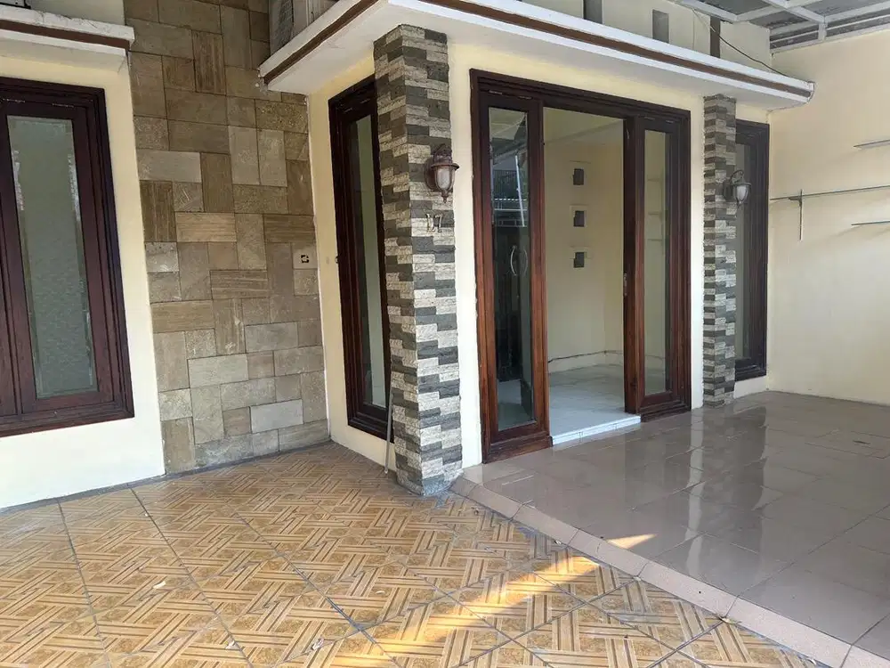 Di kontrak kan rumah nyaman lokasi strategis