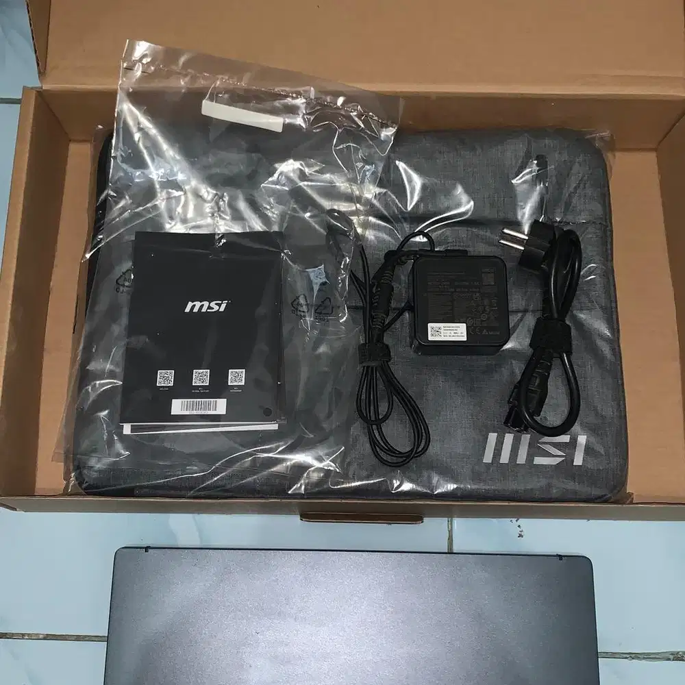laptop MSI B11MOU - 1058ID | i5-1155G7