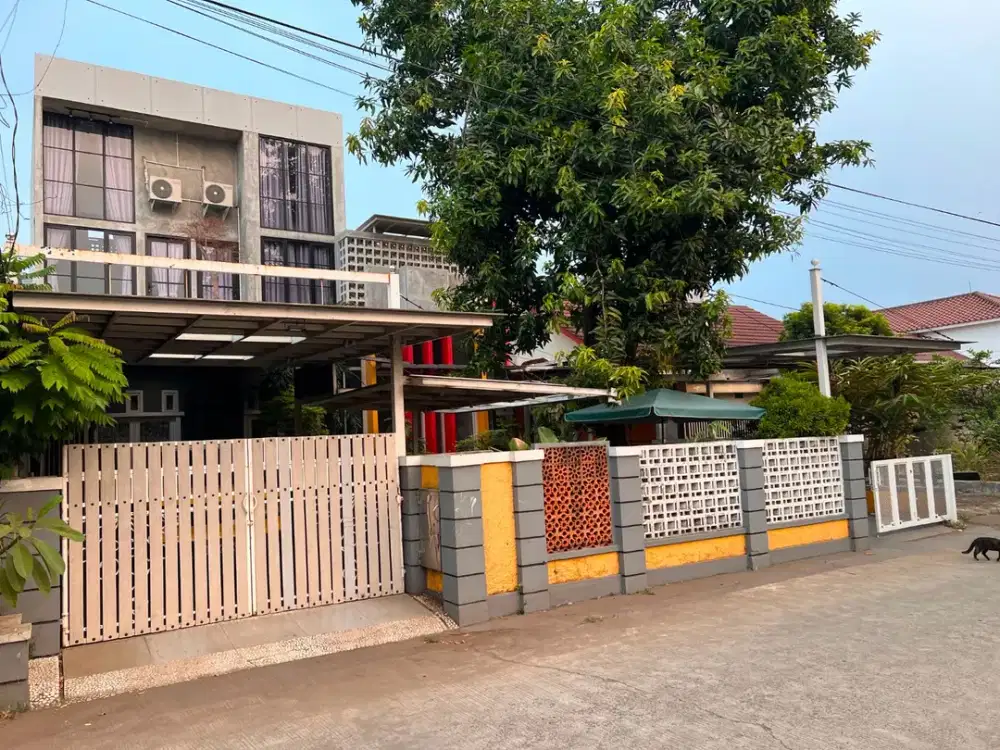 Jual Cepat Rumah Besar Semi Furnished di Pusat Kota Bekasi Dekat Stasiun KRL Kranji