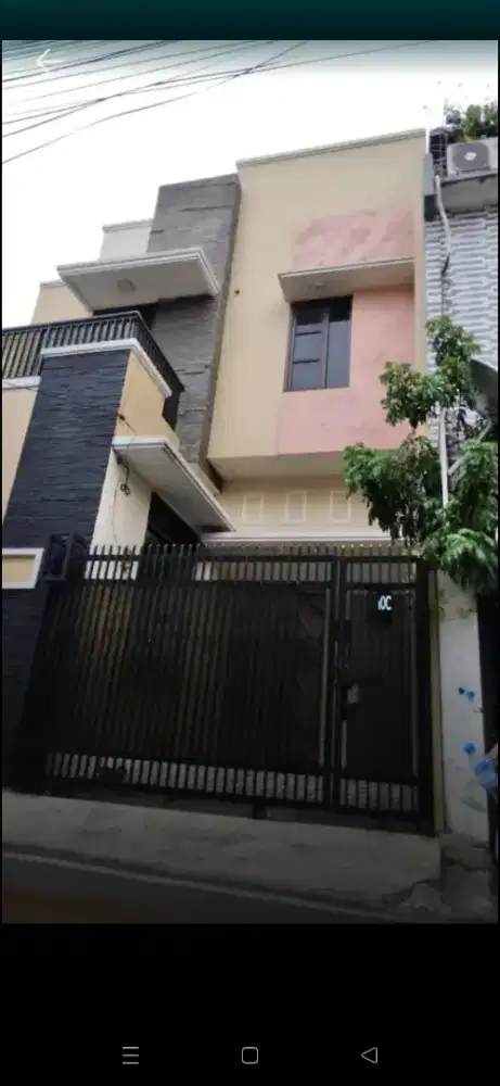 Di sewakan rumah tinggal minimalis