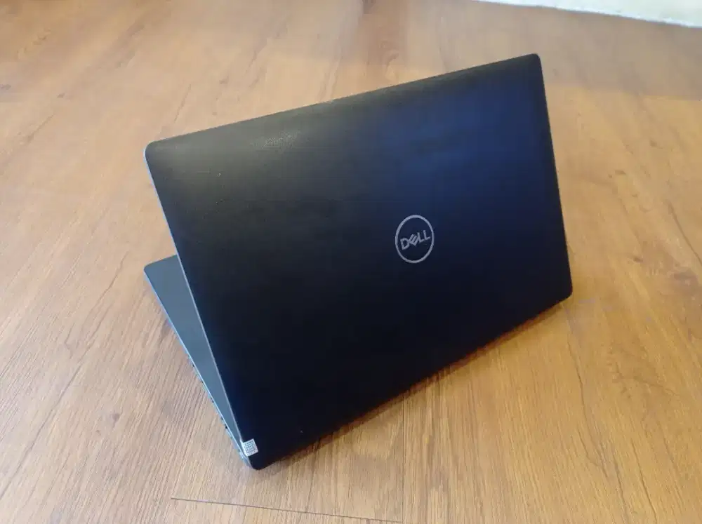 Laptop delll latitude 5401 i7 gen 9 ram 8 ssd 256 touchreen back lite