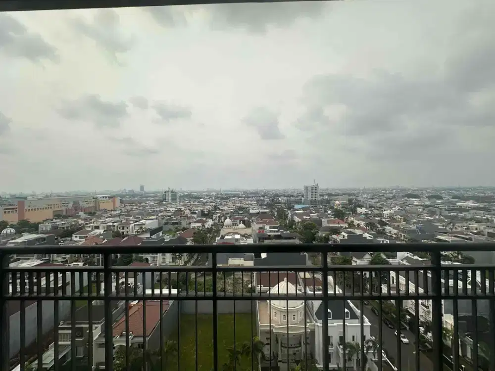Dijual Apart French walk ,Tower Paris,3 bedroom,view lepas,Moi Kelapa Gading