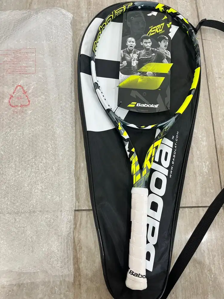 Raket tenis babolat pure aero team 2023