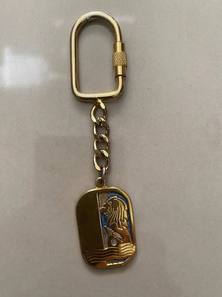 GANTUNGAN KUNCI MERLION - SOUVENIR SINGAPORE – LOGAM – PRELOVED