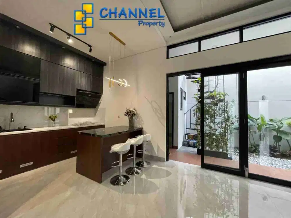Di Jual Rumah Bagus SHM Griya Loka BSD, Vn Dw