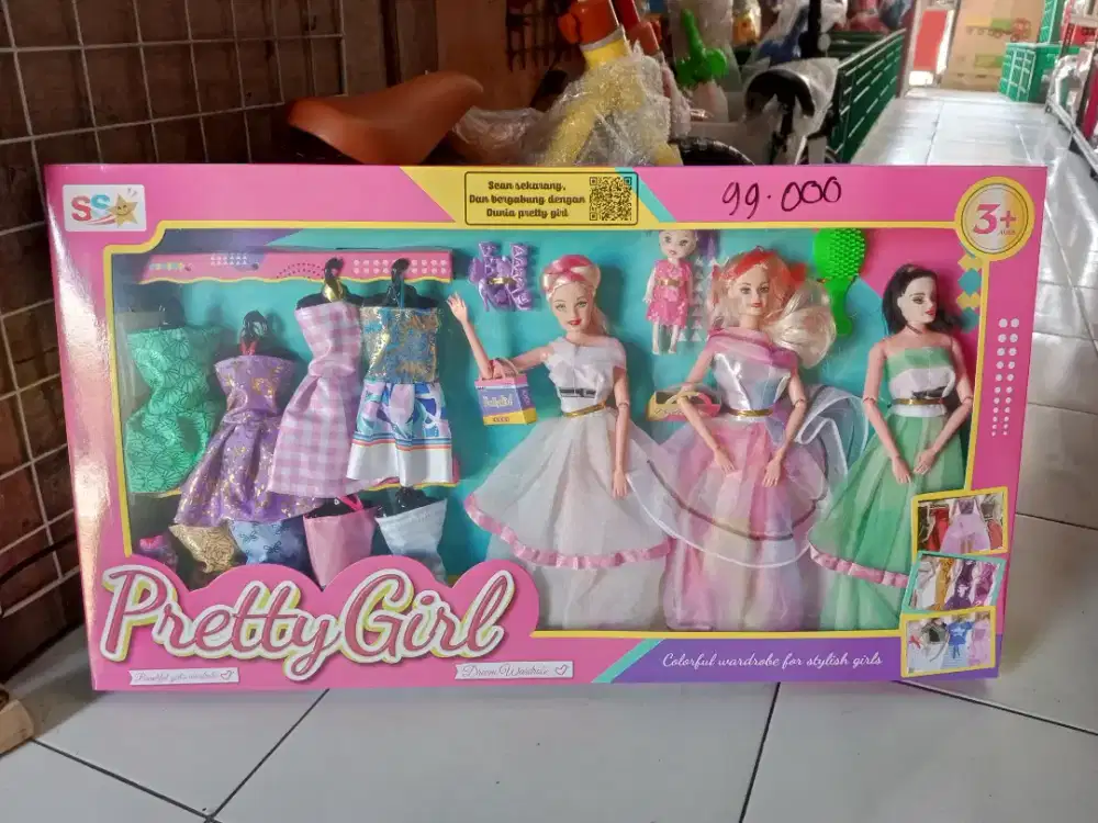 Mainan anak Barbie isi 3 set baju 8